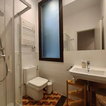 2br In Heart Of Borne Apartament